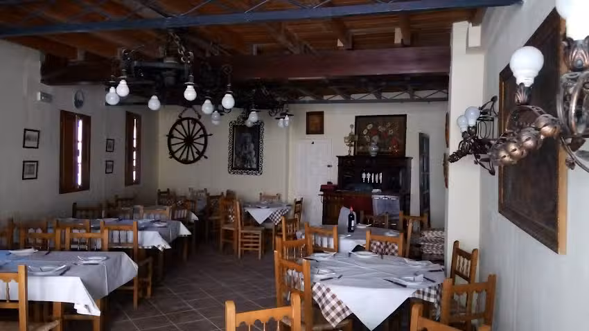 Meson los Mac&iacute;as