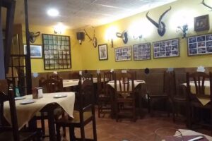 Mes&oacute;n los Monteros