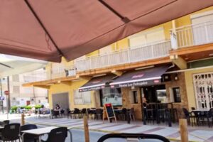 Mes&oacute;n Los Pedregales