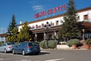 Mes&oacute;n Los Rosales