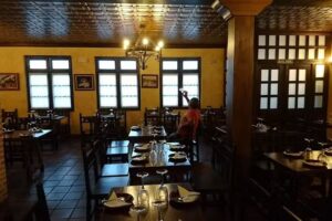 Mes&oacute;n Molinero