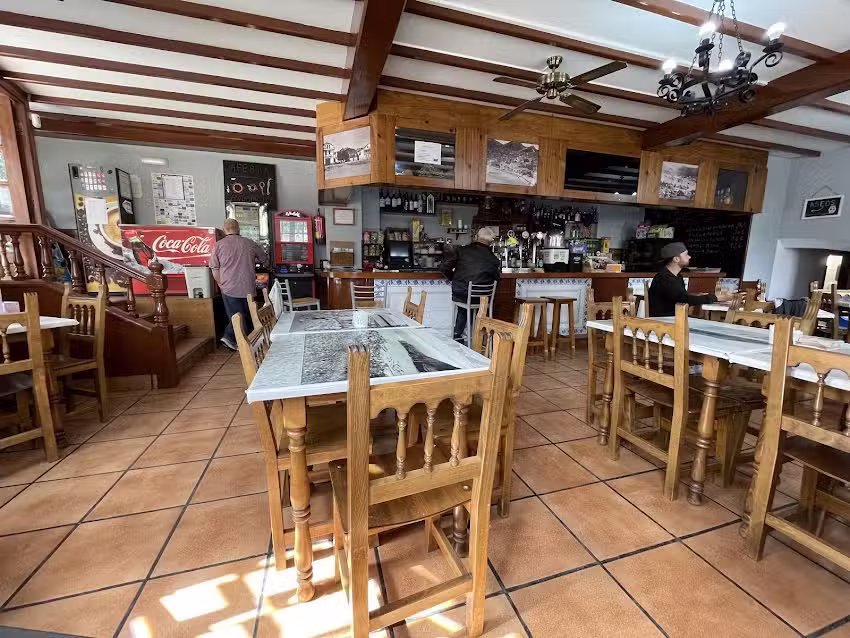 Mes&oacute;n O Bar&oacute;metro