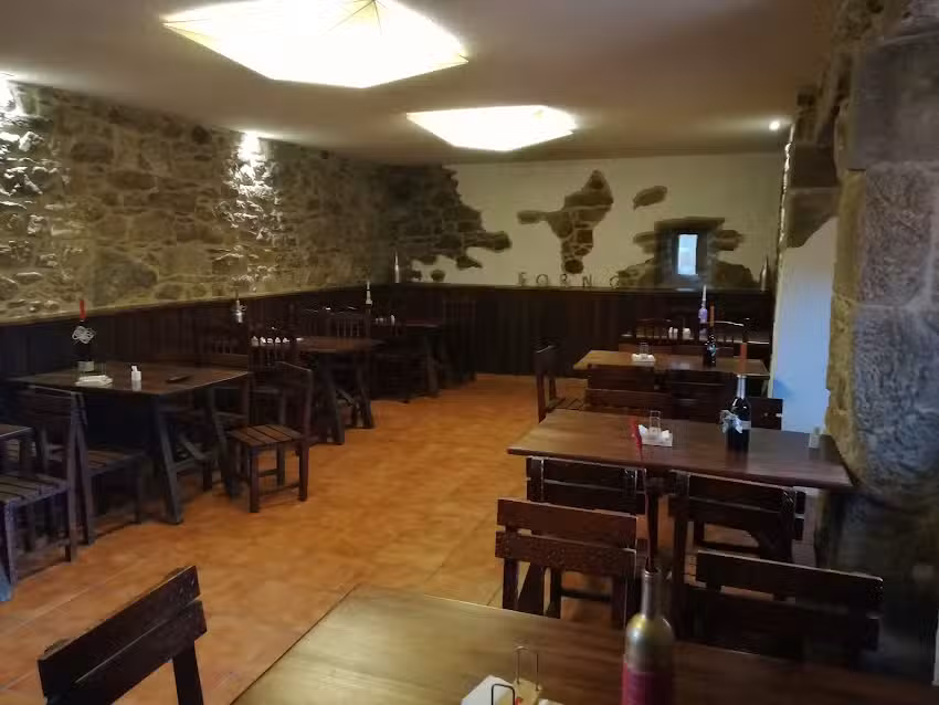 Mes&oacute;n O Forno