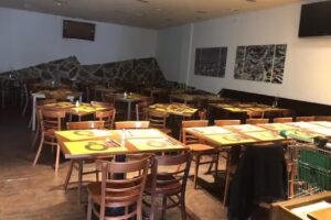 Mes&oacute;n Parrilla El Ocho