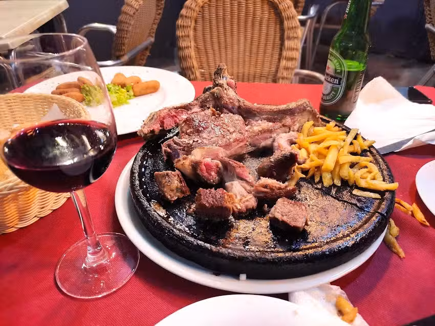 Mes&oacute;n Plaza Vieja