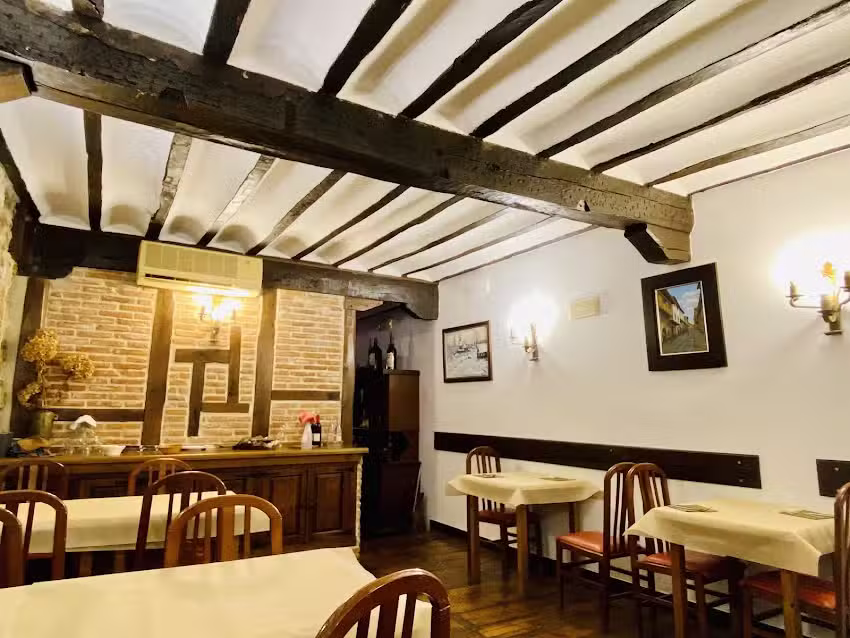 Meson -restaurante el ojancano