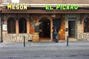 Mes&oacute;n Restaurante El P&iacute;caro