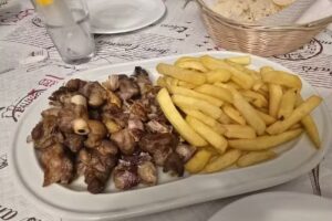 Mes&oacute;n Restaurante La Bodega