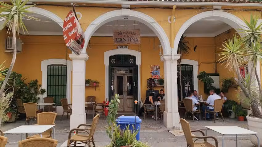 Mes&oacute;n-Restaurante La Cantina