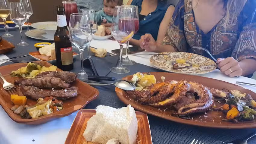 Meson Restaurante Puerta Nazari