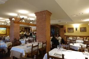 Mes&oacute;n Restaurante Santi Mostacilla