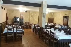 Mes&oacute;n Rural La Cadena