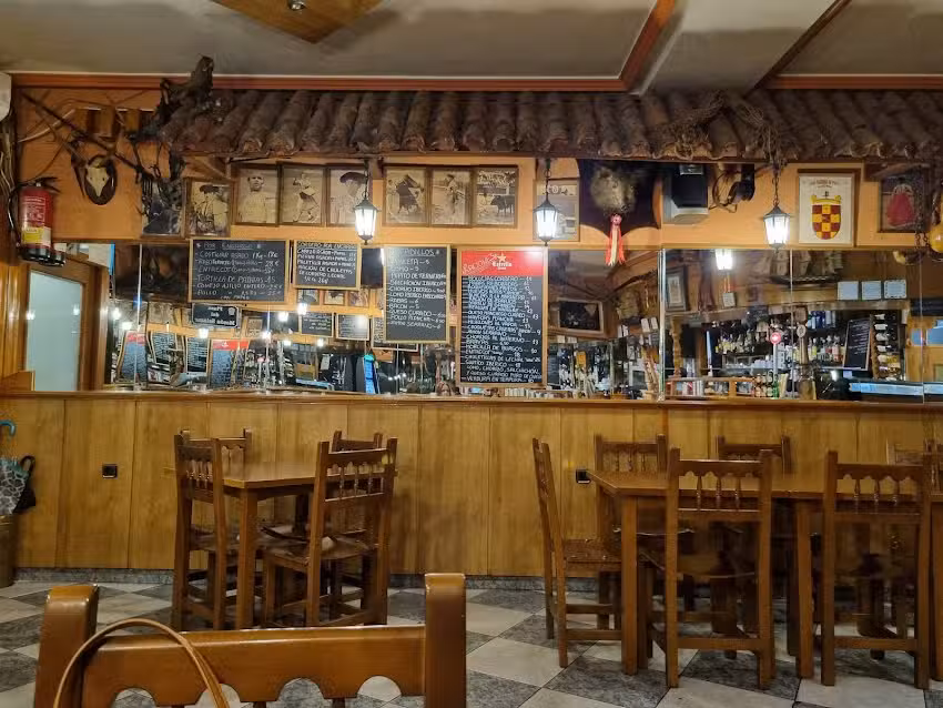 Mes&oacute;n Salazar