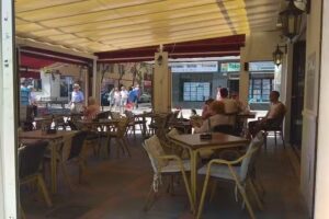 Mes&oacute;n Salvador