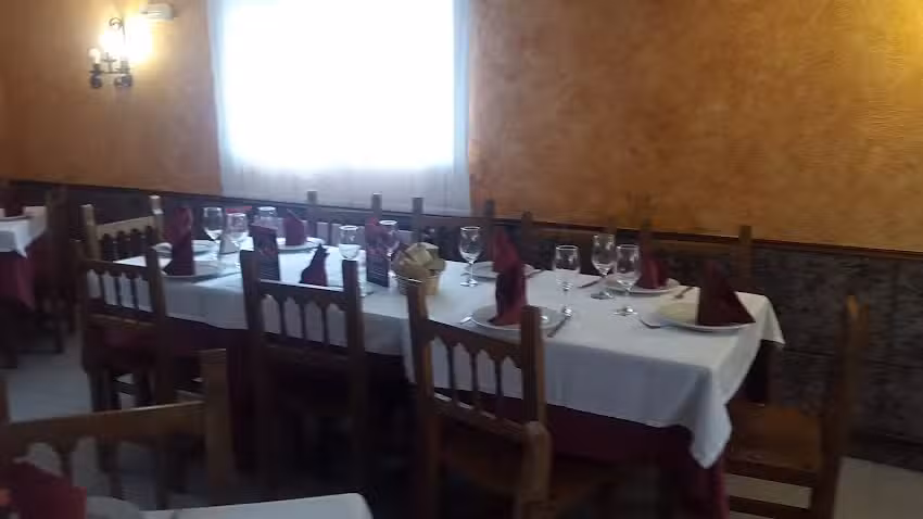 Mes&oacute;n Santa Marina