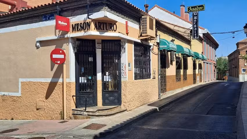 Mes&oacute;n Sidrer&iacute;a Arturo