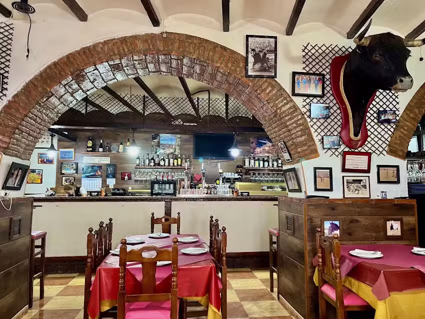 Mes&oacute;n taurino