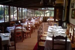 Mes&oacute;n &ndash; Villas del Centenillo