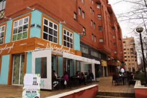 Miguel&aacute;ngel Barra y Mantel