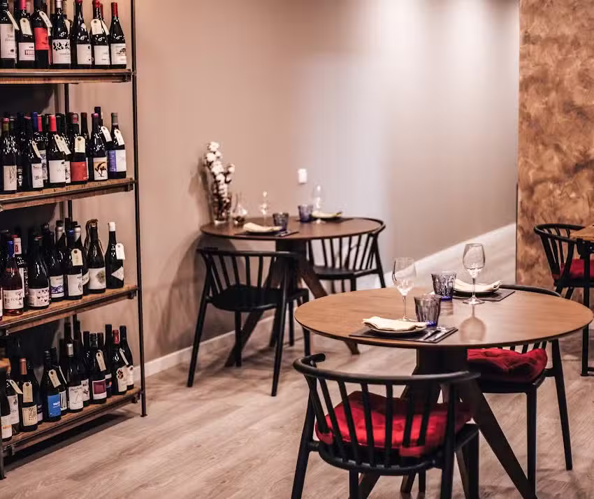 Mil Nou-Cents &ndash; Bar &agrave; vins