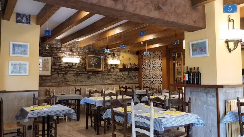 Mirador del Pont: Bar de Menjars