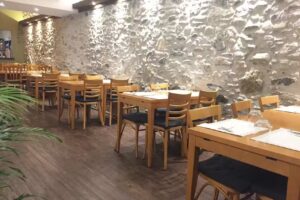 Mireia Pizzeria-Restaurant