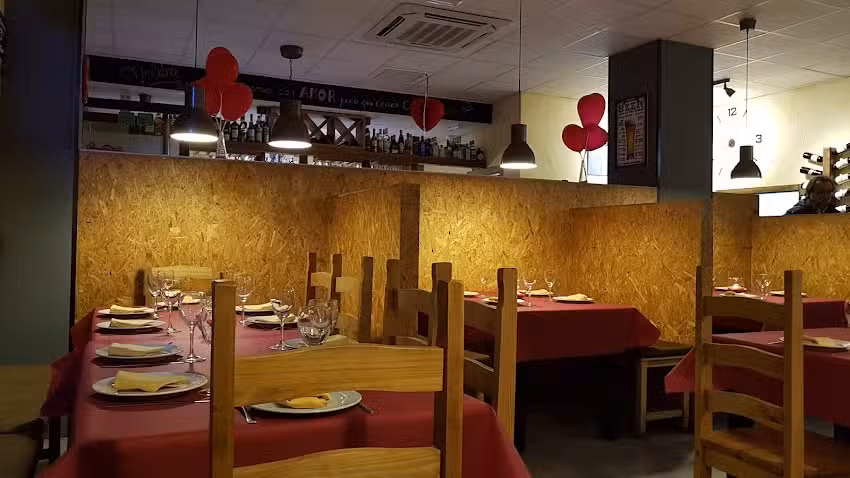 Moli&egrave;re Resto-Bar & Grill