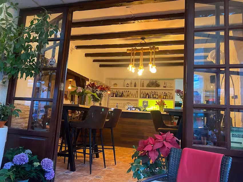 Mona&rsquo;s Restaurante