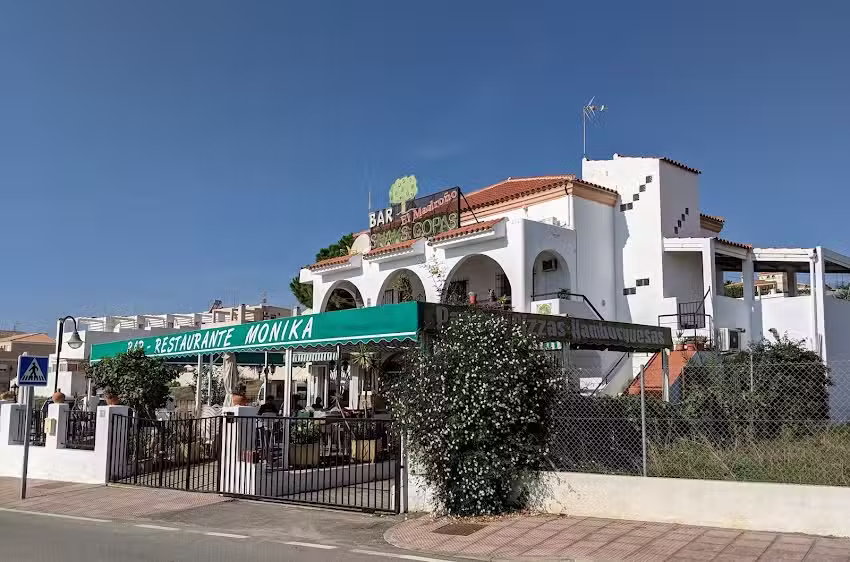 M&oacute;nika Restaurante