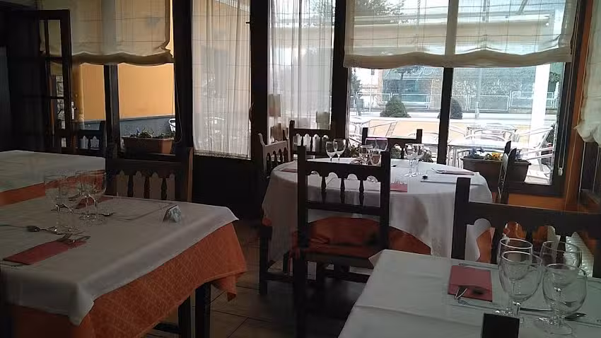 Montserrat Restaurant Hostal