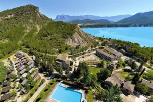 Morillo de Tou &ndash; Pueblo Recuperado &ndash; Centro de Vacaciones