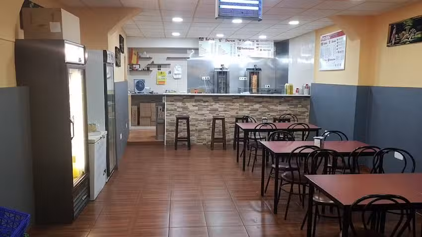 Moughal Pizzeria Kebab