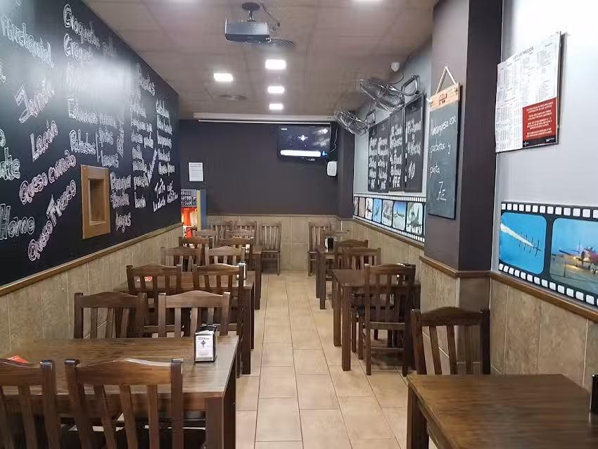 Muncho Pizza Taper&iacute;a