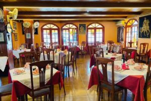 Nahar Mahal Indian Restaurant