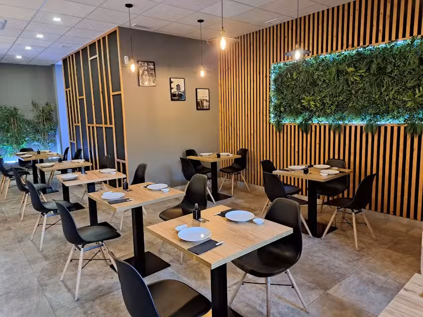 Nakara Sushi Bar