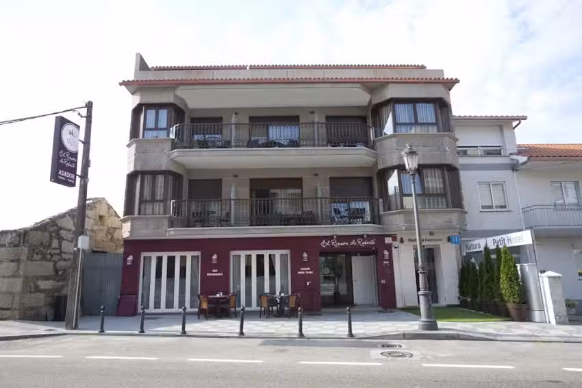 Natura Petit Hotel