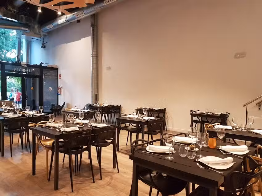 Neoris Restaurant