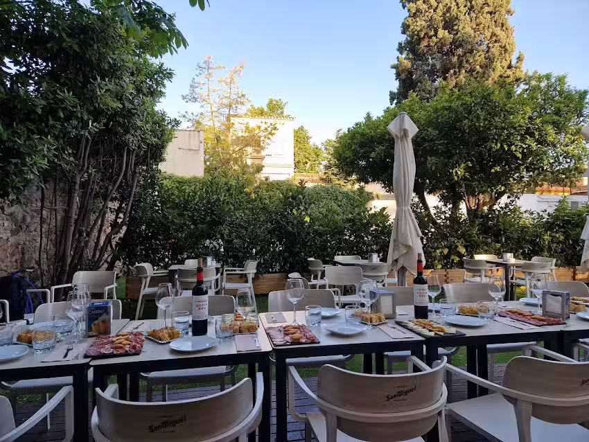 Nick Coffee & Brunch