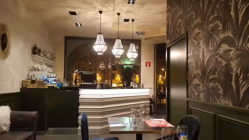 Nomad Restaurant