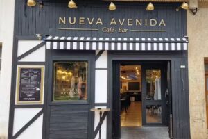 Nueva Avenida Caf&eacute; Bar