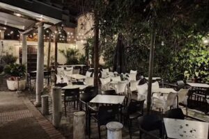 Nuevo Port&oacute;n Restaurante