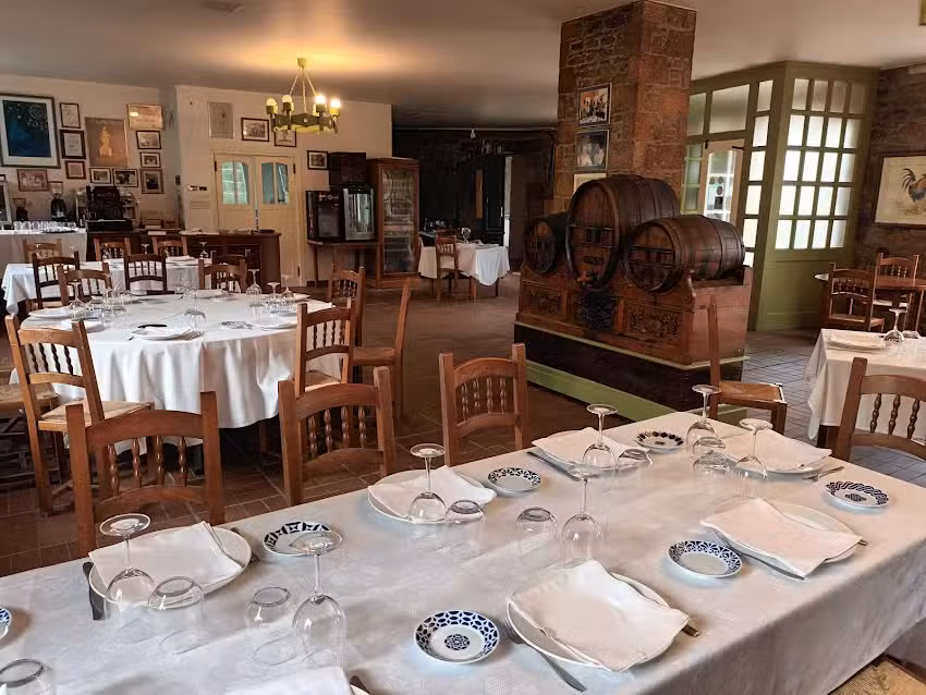 O Almac&eacute;n Hotel Restaurante