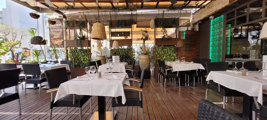 O Xantar Mediterr&aacute;neo Restaurante