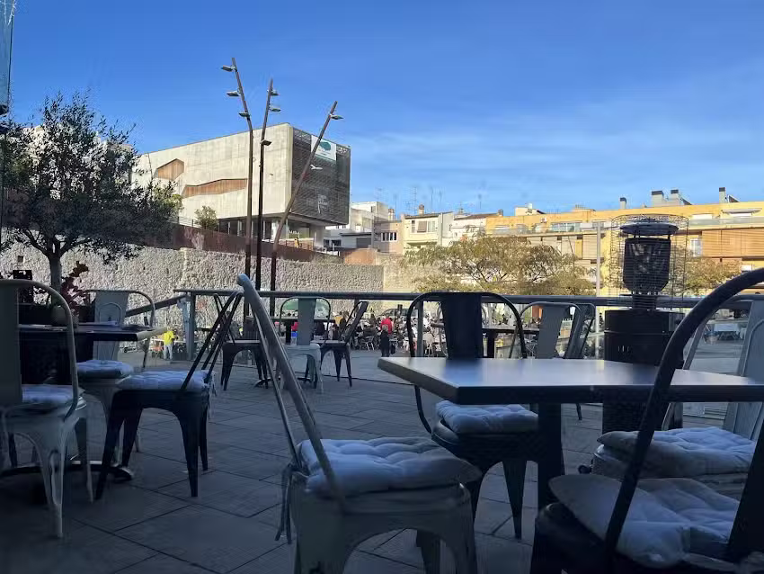 OLIVA Restaurant Pizzeria i Bar &ndash; Matar&oacute;