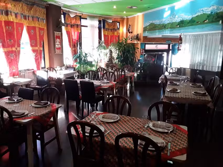 OM Restaurante Hind&uacute;