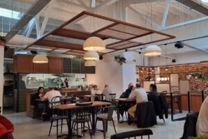 Omn&iacute;vor &ndash; Vermouth / Restaurant / Cocktails