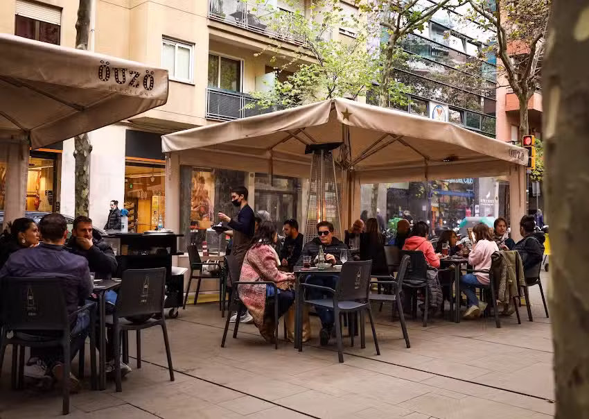 &Ouml;UZ&Ouml; Barcelona