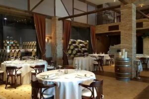 PAGO DE CIRSUS. Bodega, Hotel & Restaurante