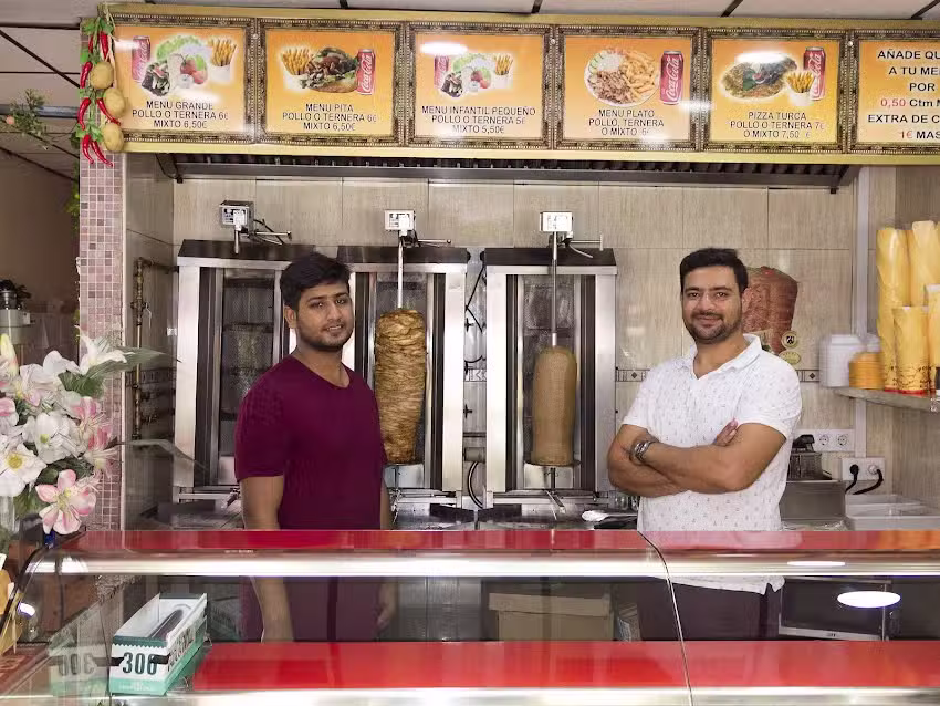 Pak D&ouml;ner Kebab حلال