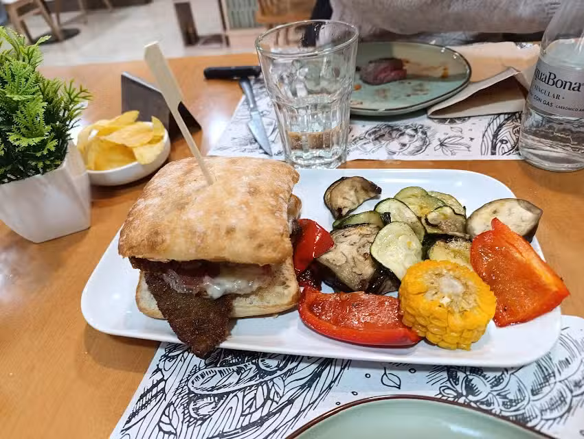 PALTA GRILL